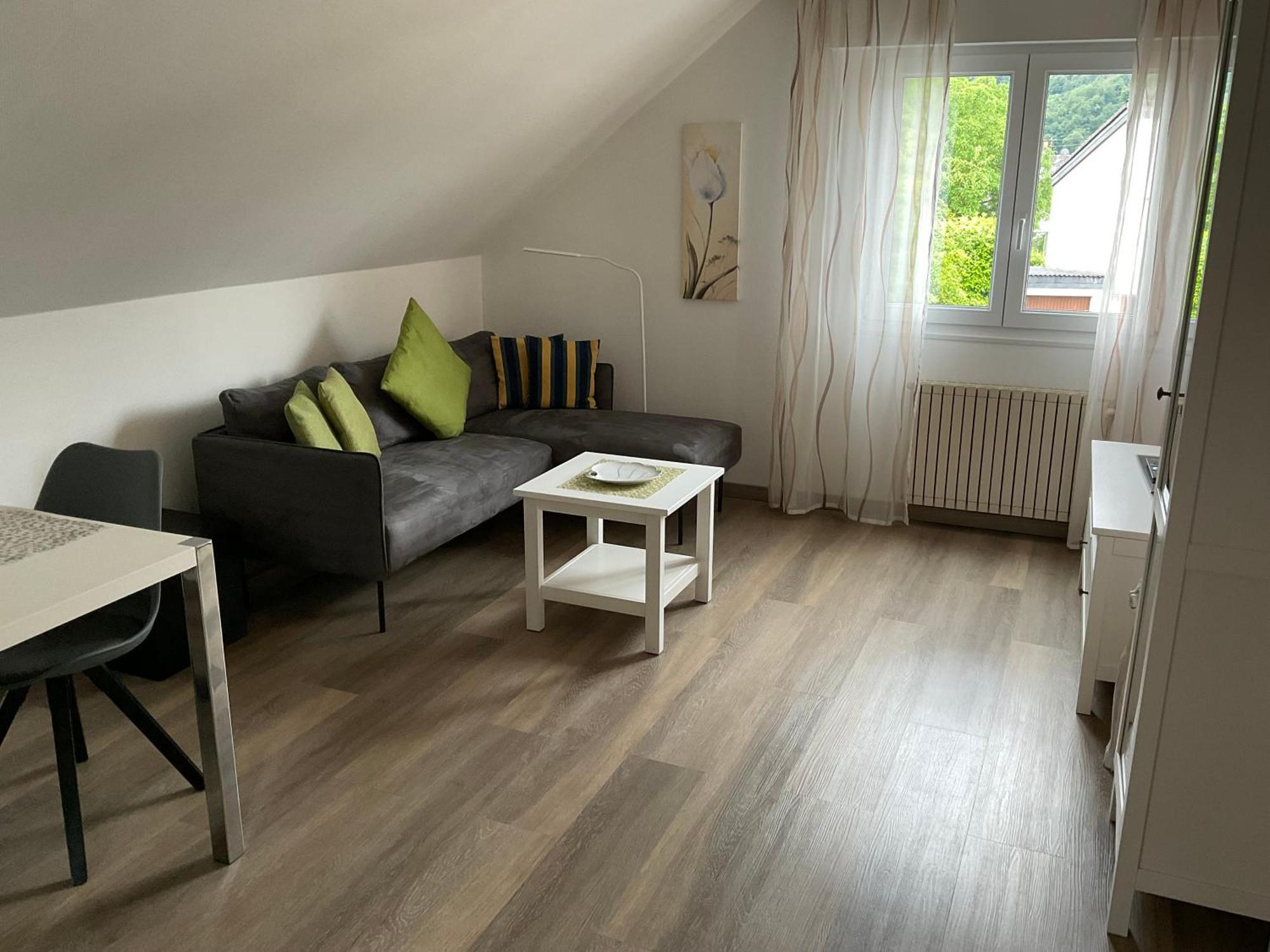 Ferienwohnungen Forneck Zeltingen-Rachtig Bagian luar foto