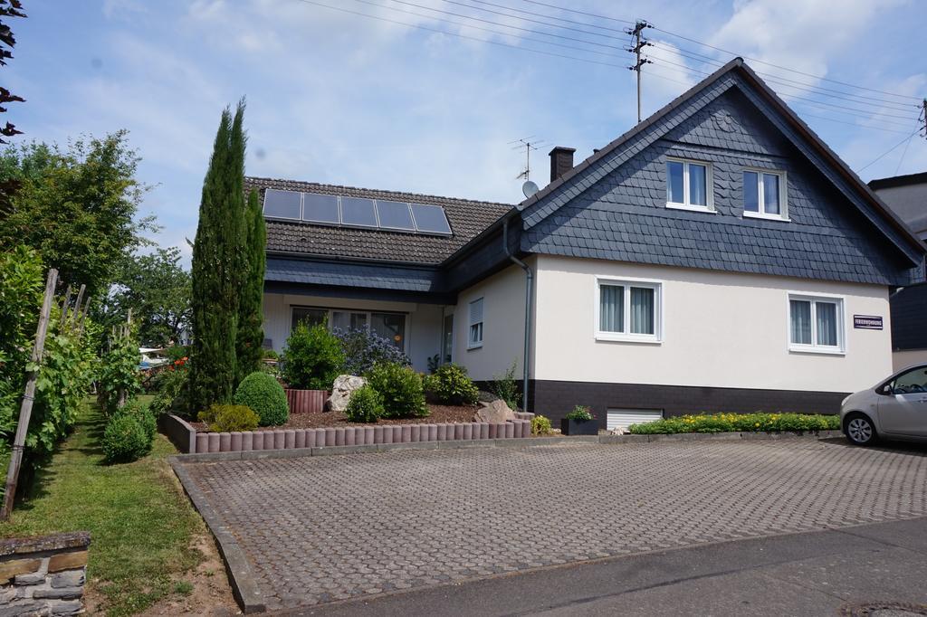 Ferienwohnungen Forneck Zeltingen-Rachtig Bagian luar foto